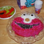 Make an Elmo Cake the Easy Way!